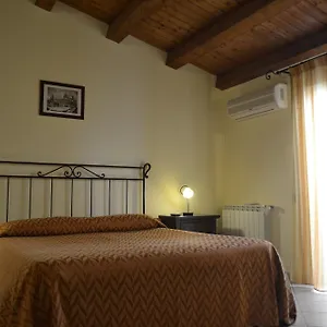 *** Bed and breakfast Al Galileo Siciliano Italia