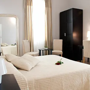 Opera Bed and breakfast
